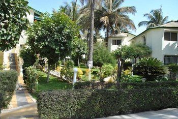 Paradise Suites Hotel Kololi Exterior foto